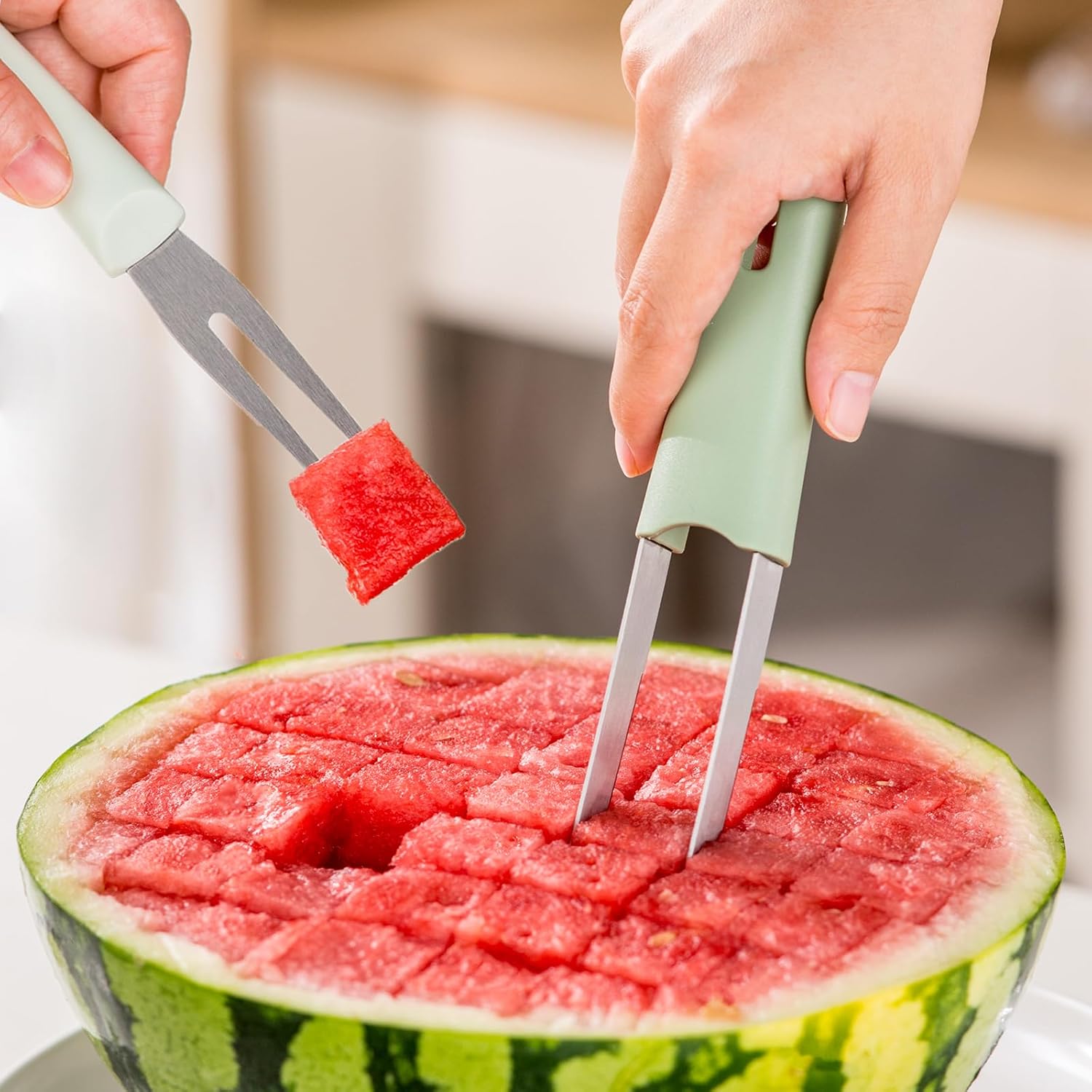 Cortador de Frutas Inox 3 em 1 – Fatie Melancias e Frutas com Facilidade